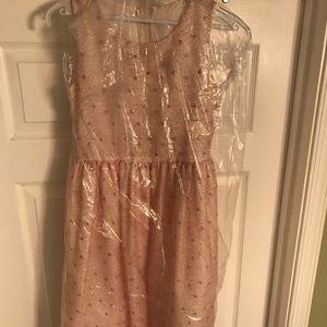 I am selling a dress that is fancy
